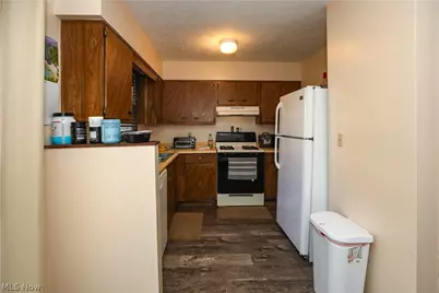501 N Park Drive, Ravenna, OH 44266 - Photo 8