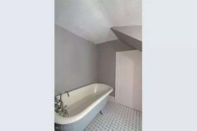 14914 Lake Avenue, Oakwood, OH 44107 - Photo 28