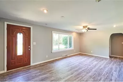 1160 Ivy Street NW, North Canton, OH 44720 - Photo 2
