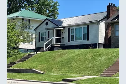 804 Oakland Boulevard, Cambridge, OH 43725 - Photo 2