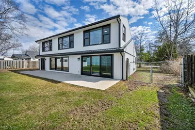 32321 Lake Shore Boulevard, Willowick, OH 44095 - Photo 40