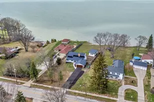 32321 Lakeshore Blvd, Willowick, OH 44095 - Photo 48