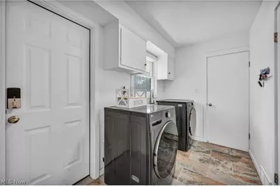 32321 Lake Shore Boulevard, Willowick, OH 44095 - Photo 22