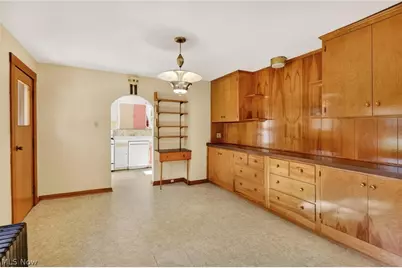 2690 S Canfield Niles Road, Youngstown, OH 44515 - Photo 2