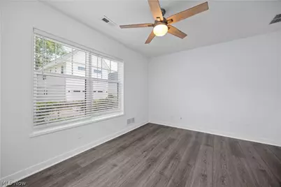 2059 W 34th Place, Loveland, OH 44113 - Photo 18