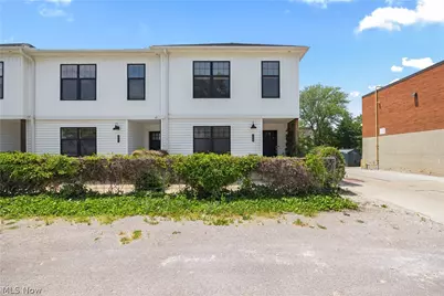 2059 W 34th Place, Loveland, OH 44113 - Photo 1