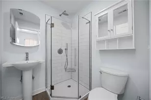 2059 W 34th Pl, Loveland, OH 44113 - Photo 16