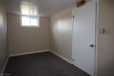 5757 Pearl Road, Parma, OH 44129 - Photo 22