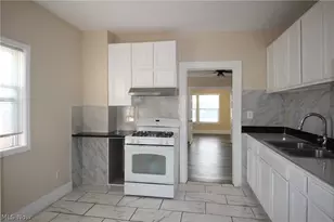 5757 Pearl Rd, Parma, OH 44129 - Photo 8
