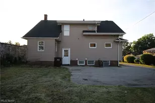 5757 Pearl Rd, Parma, OH 44129 - Photo 24