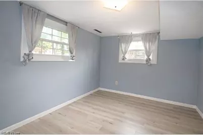 4780 Echovalley Street NW, North Canton, OH 44720 - Photo 8