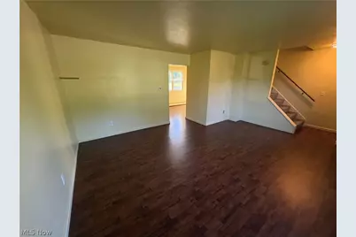 4700 Chelsea Drive, Lorain, OH 44055 - Photo 2