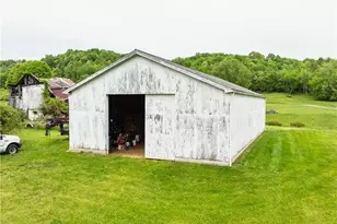 6587 Barkley Rd, Uhrichsville, OH 44683 - Photo 8