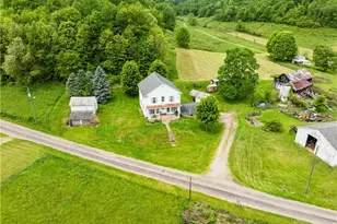 6587 Barkley Rd, Uhrichsville, OH 44683 - Photo 4