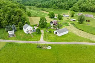 6587 Barkley Rd, Uhrichsville, OH 44683 - Photo 2
