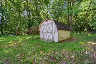 2670 Robindale Ave, Akron, OH 44312 - Photo 38