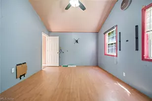 2670 Robindale Ave, Akron, OH 44312 - Photo 18