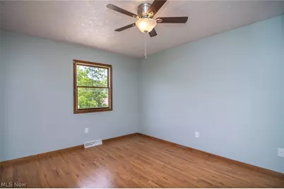 120 Windermere Drive, St Clairsville, OH 43950 - Photo 14