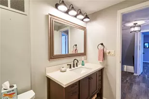 51 Nottoway Ct, Akron, OH 44313 - Photo 18