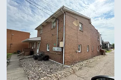 106 Columbus Way, Weirton, WV 26062 - Photo 2