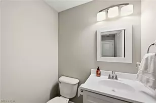 1121 Windermere Dr, Willoughby, OH 44094 - Photo 10