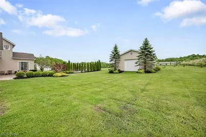 14353 Radcliffe Road, Chardon, OH 44024 - Photo 12