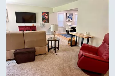 1967 Temblethurst Road, South Euclid, OH 44121 - Photo 4