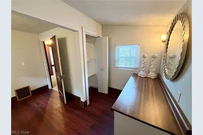 458 Crestwood Avenue, Akron, OH 44302 - Photo 14