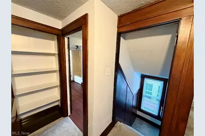 458 Crestwood Avenue, Akron, OH 44302 - Photo 12