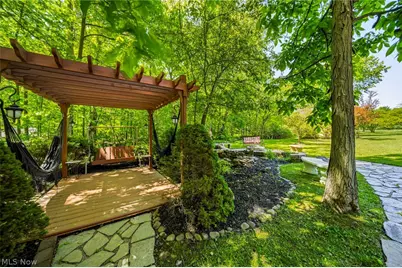 10600 Locust Grove Drive, Chardon, OH 44024 - Photo 26