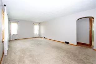 927 S Heltman Ave, Ashland, OH 44805 - Photo 2