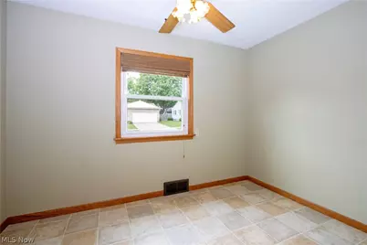 927 S Heltman Avenue, Ashland, OH 44805 - Photo 8