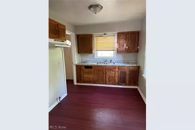610 Elbon Avenue, Akron, OH 44306 - Photo 2