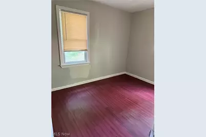 610 Elbon Avenue, Akron, OH 44306 - Photo 6