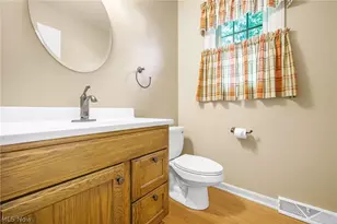 1112 Ledgebrook Dr, Tallmadge, OH 44278 - Photo 22
