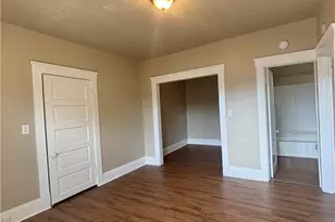 1066 E 62nd St, Loveland, OH 44103 - Photo 4