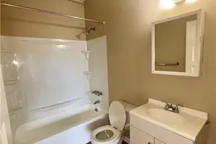 1066 E 62nd St, Loveland, OH 44103 - Photo 6