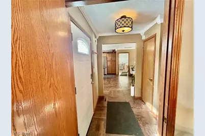 5916 Callaway Circle, Youngstown, OH 44515 - Photo 8