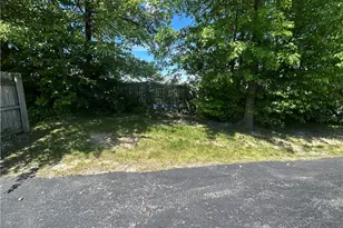 5916 Callaway Cir, Youngstown, OH 44515 - Photo 4