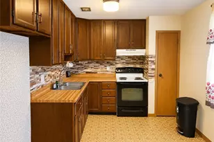 401 Josephine St, Toronto, OH 43964 - Photo 8