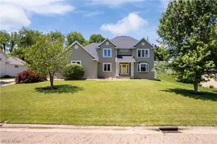 5043 Violet Knoll Ave NE, Canton, OH 44705 - Photo 2
