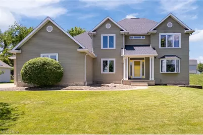 5043 Violet Knoll Avenue NE, Canton, OH 44705 - Photo 1