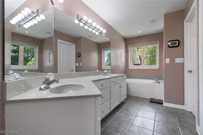 5043 Violet Knoll Avenue NE, Canton, OH 44705 - Photo 28