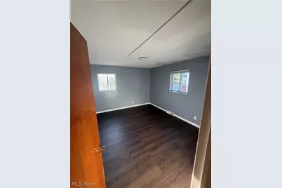 17911 Lake Shore Boulevard #5, Loveland, OH 44119 - Photo 2