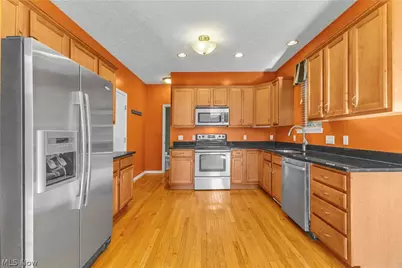 199 Highland Avenue, Avon Lake, OH 44012 - Photo 16