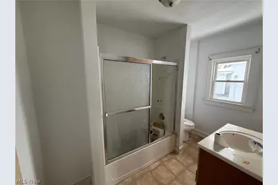 1362 Girard Street, Akron, OH 44301 - Photo 8