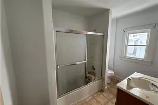 1362 Girard St, Akron, OH 44301 - Photo 8