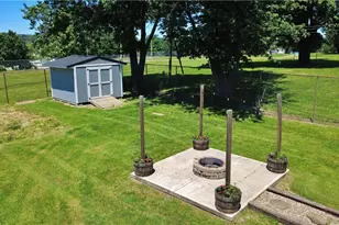 1049 S Luck Ave, Zanesville, OH 43701 - Photo 10
