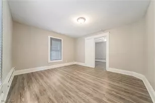 2036 Lark St, Oakwood, OH 44107 - Photo 18