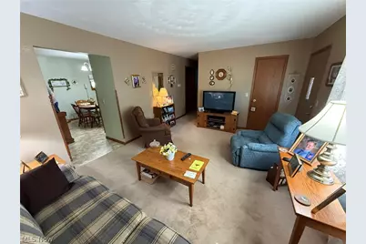441 Esther Court NW, New Philadelphia, OH 44663 - Photo 2